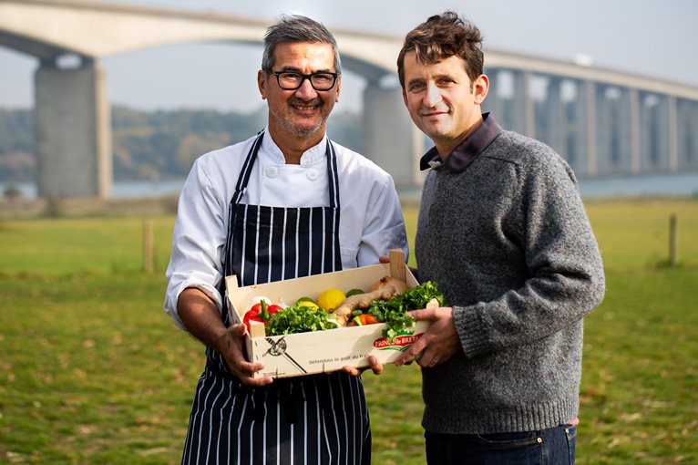 Vernon Blackmore and Jamie Symons, Choose Spice